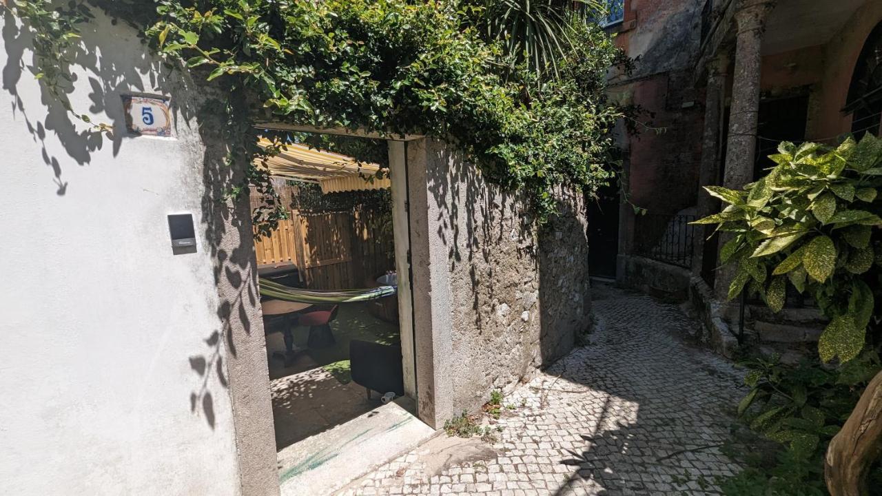 Tiny Smart Home, Private Garden & Outside Jacuzzi. Center Sintra! 外观 照片
